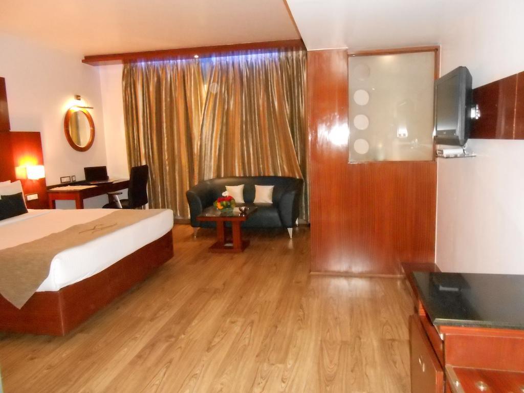 Hotel Citrine Bangalore Exterior foto
